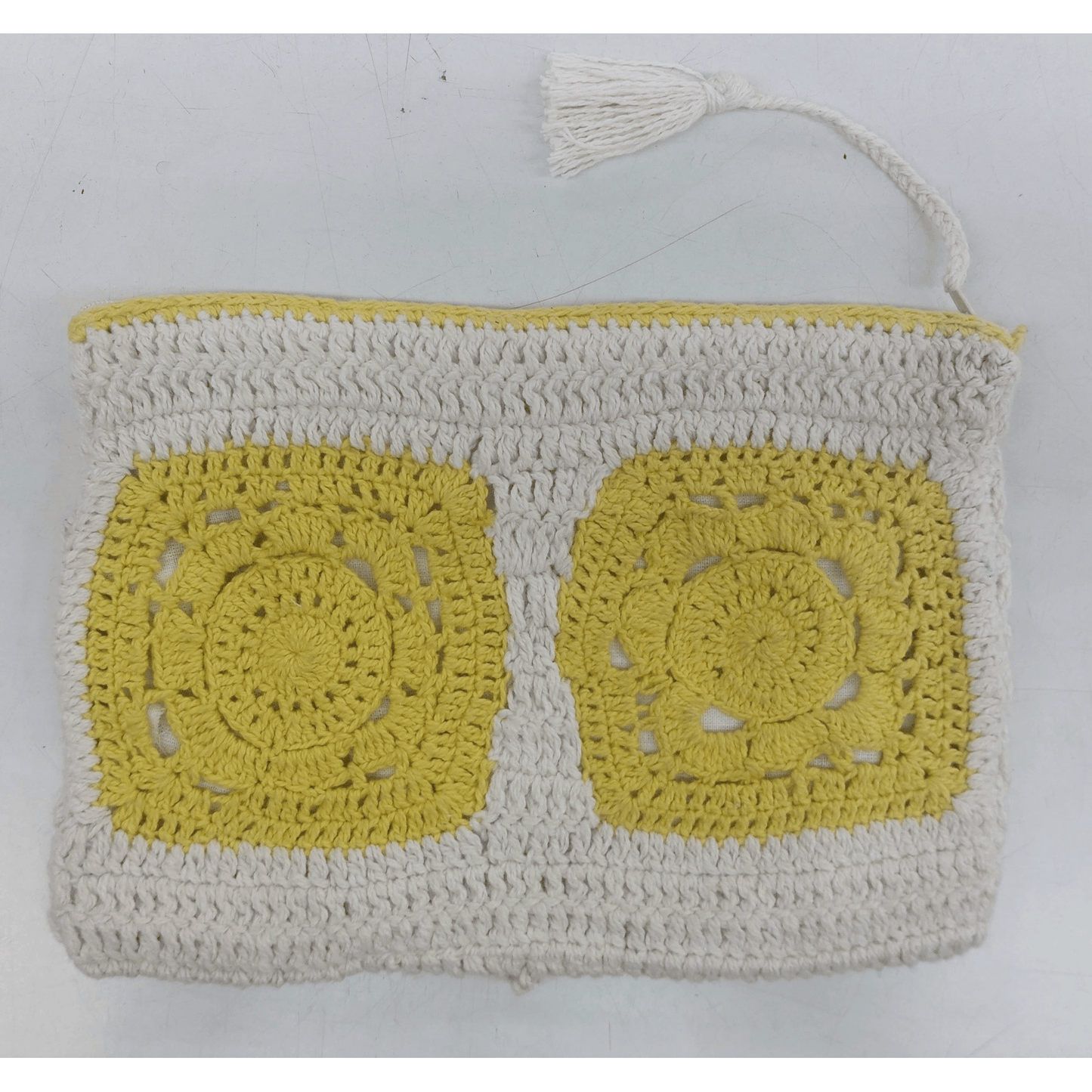 HANDCRAFTED CROCHET ZIPPER POUCH