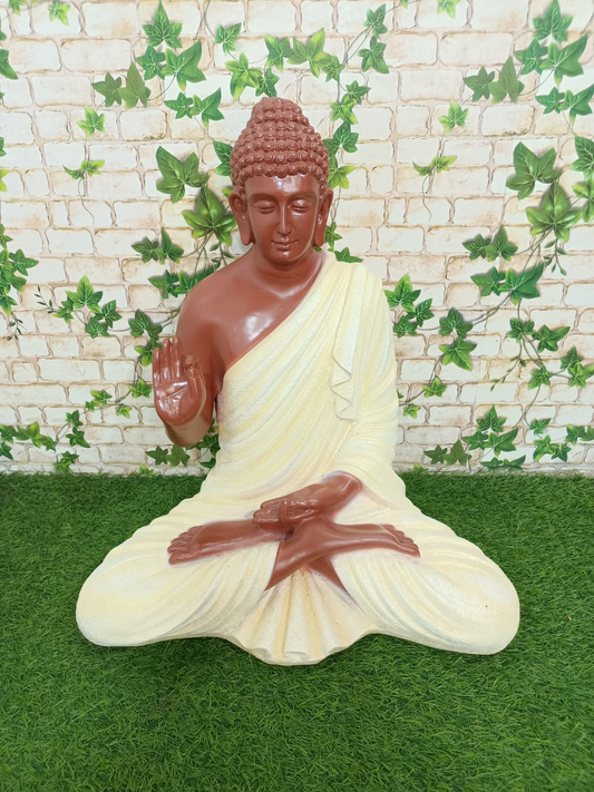 SEATED BUDDHA STATUE IN A BLESSING AND MEDITATION POSTURE