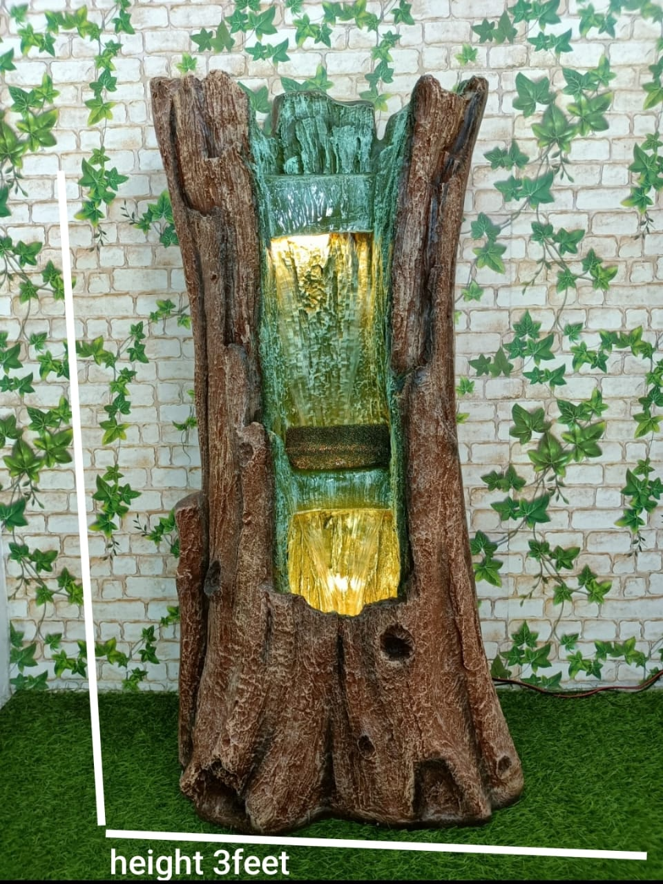 TREE TRUNK CASCADE WATER FOUNTAIN
