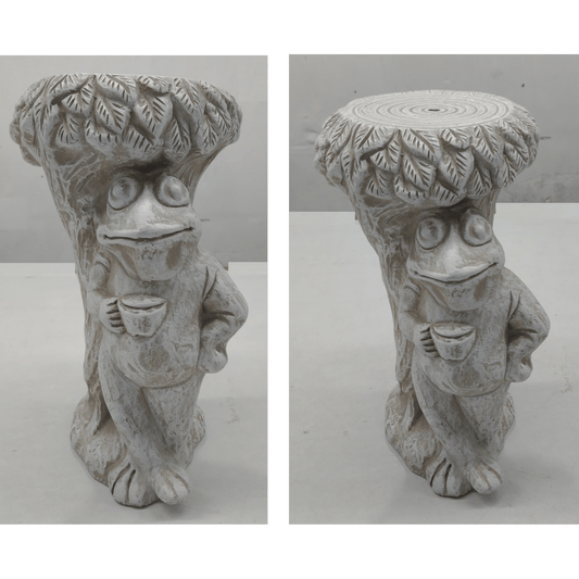 HANDCRAFTED TERRACOTTA FROG PEDESTAL – RUSTIC TREE TRUNK DESIGN