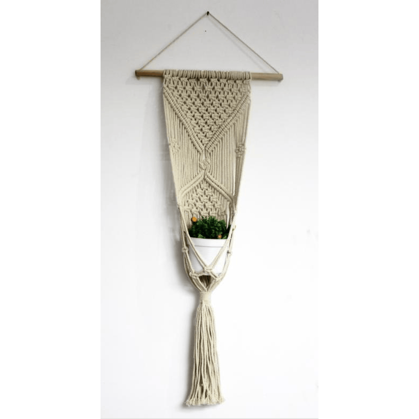 MACRAMÉ PLANT HOLDER