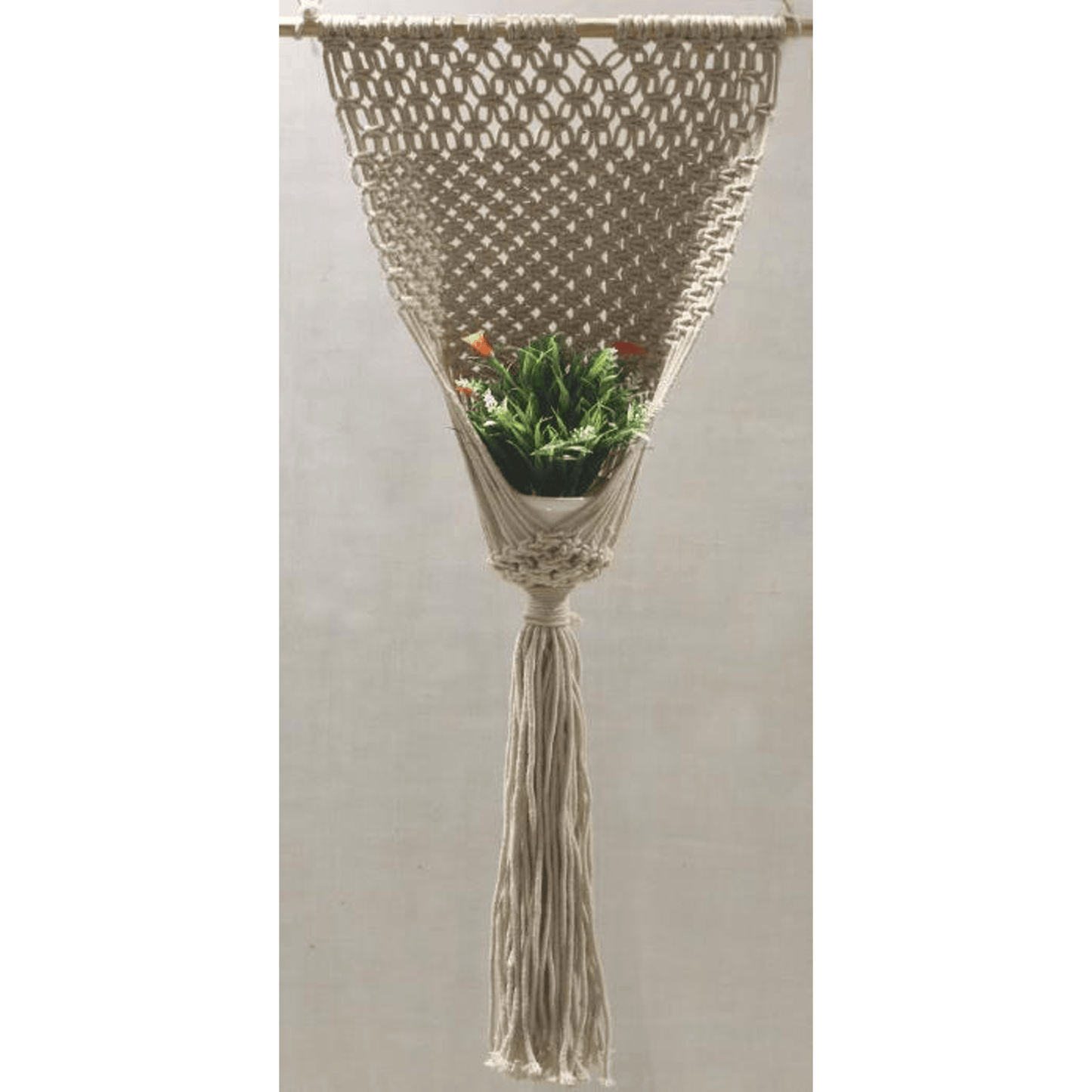 MACRAMÉ PLANT HOLDER