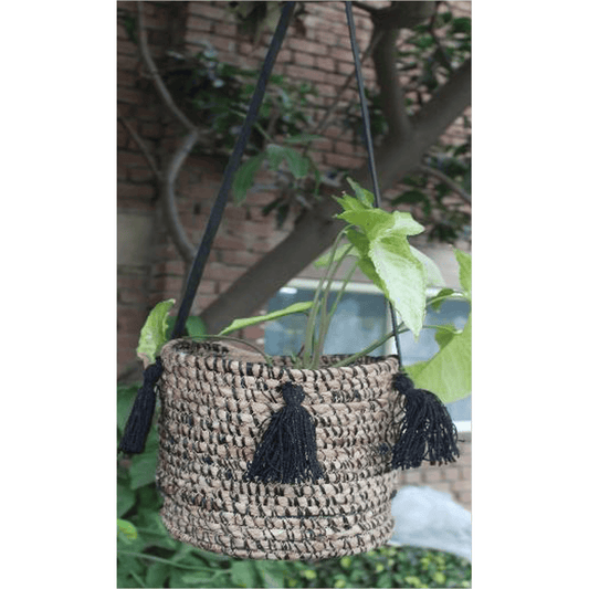 HANGING JUTE ROPE PLANTER WITH TASSEL DECOR