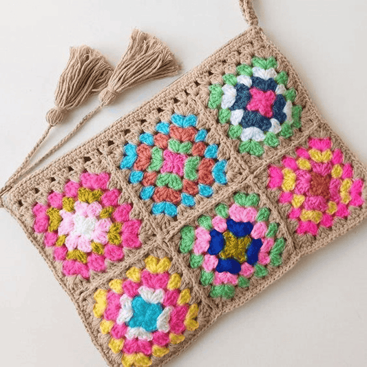 HANDCRAFTED CROCHET GRANNY SQUARE  ZIPPER POUCH