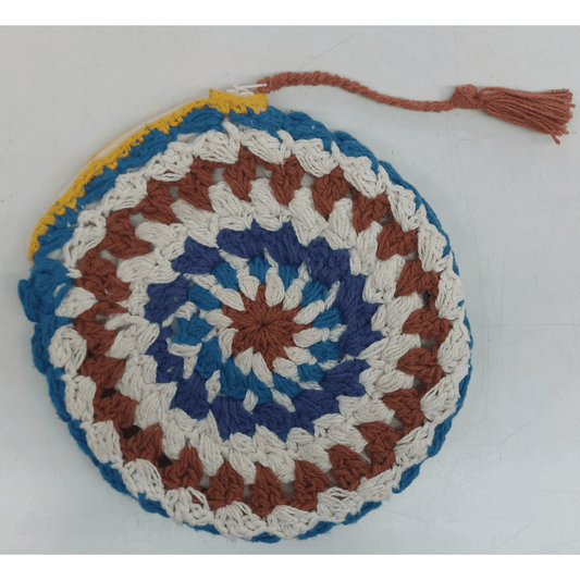 HAND-CROCHETED ROUND  ZIPPER POUCH